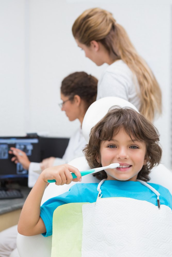 Герметизация фиссур молочных зубов в клинике Cayra Clinic Турция